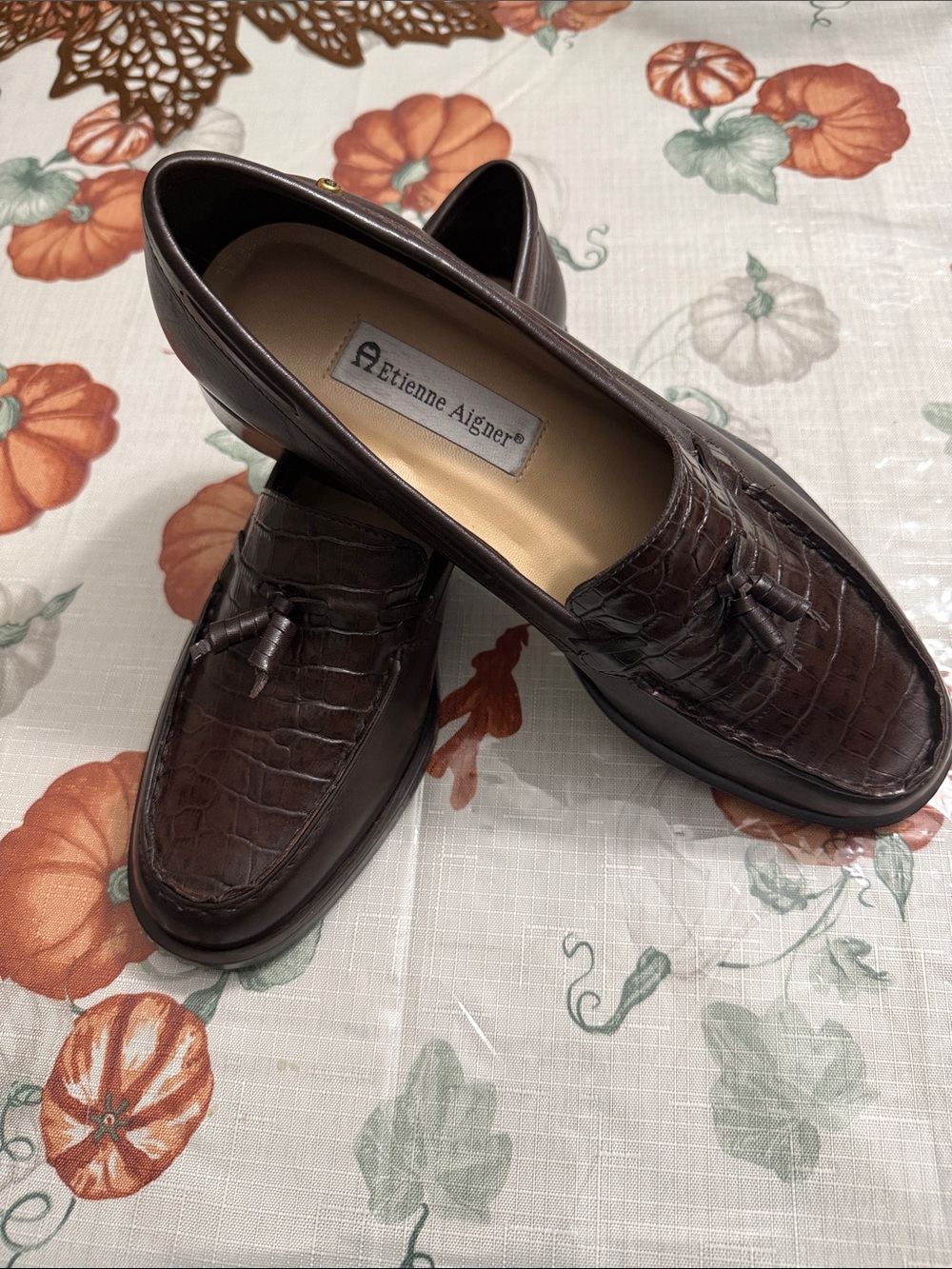 Etienne Aigner Men’s Dark Brown Croc-Embossed Tassel Loafers